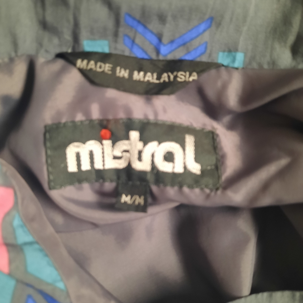 Mistral Pullover - Picture 10 of 10